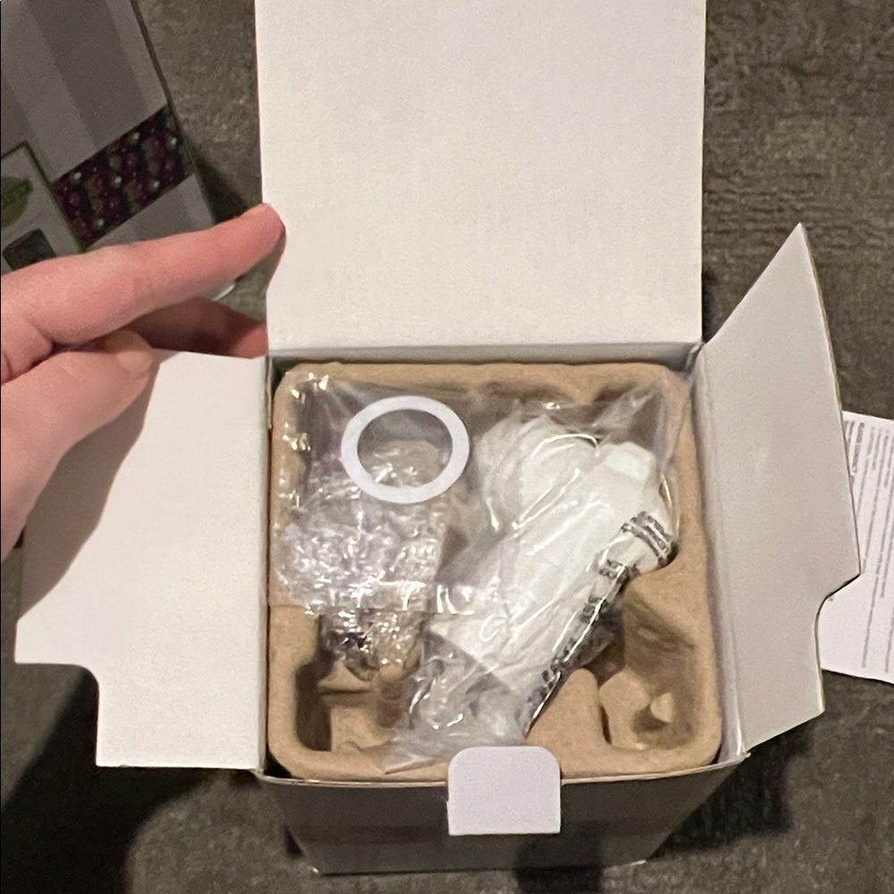 Brighten My Daisy Mini Warmer - Picture 3 of 4